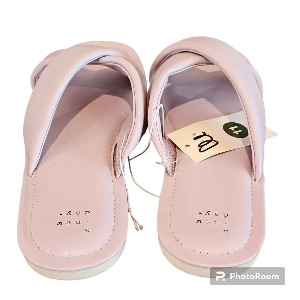 A New Day Women's Daisy Crossband Slide Sandals Lavender Size 11 NWT Purple